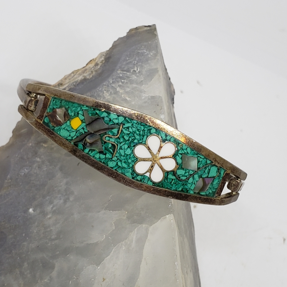 Vintage crushed stone abalone alpaca bracelet made in Mexico